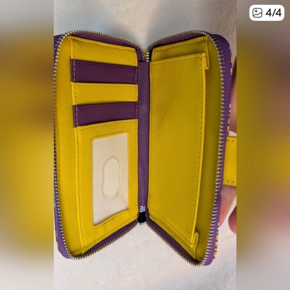NBA Loungefly Collab! NWT Los Angeles Lakers Purple and Yellow Wallet! - Picture 4 of 4